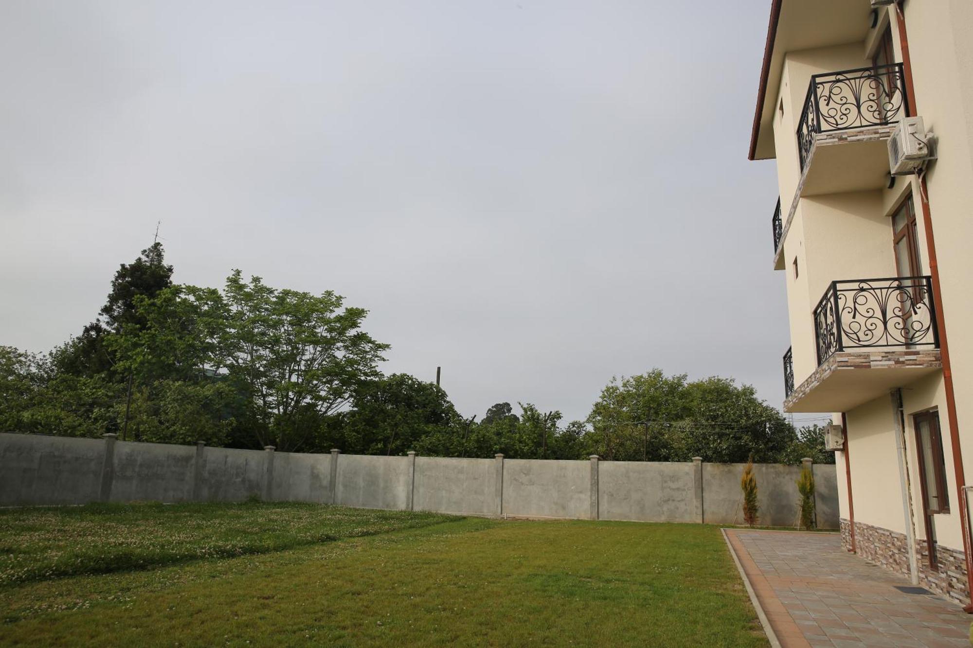 Villa Mariana Batumi Exterior foto