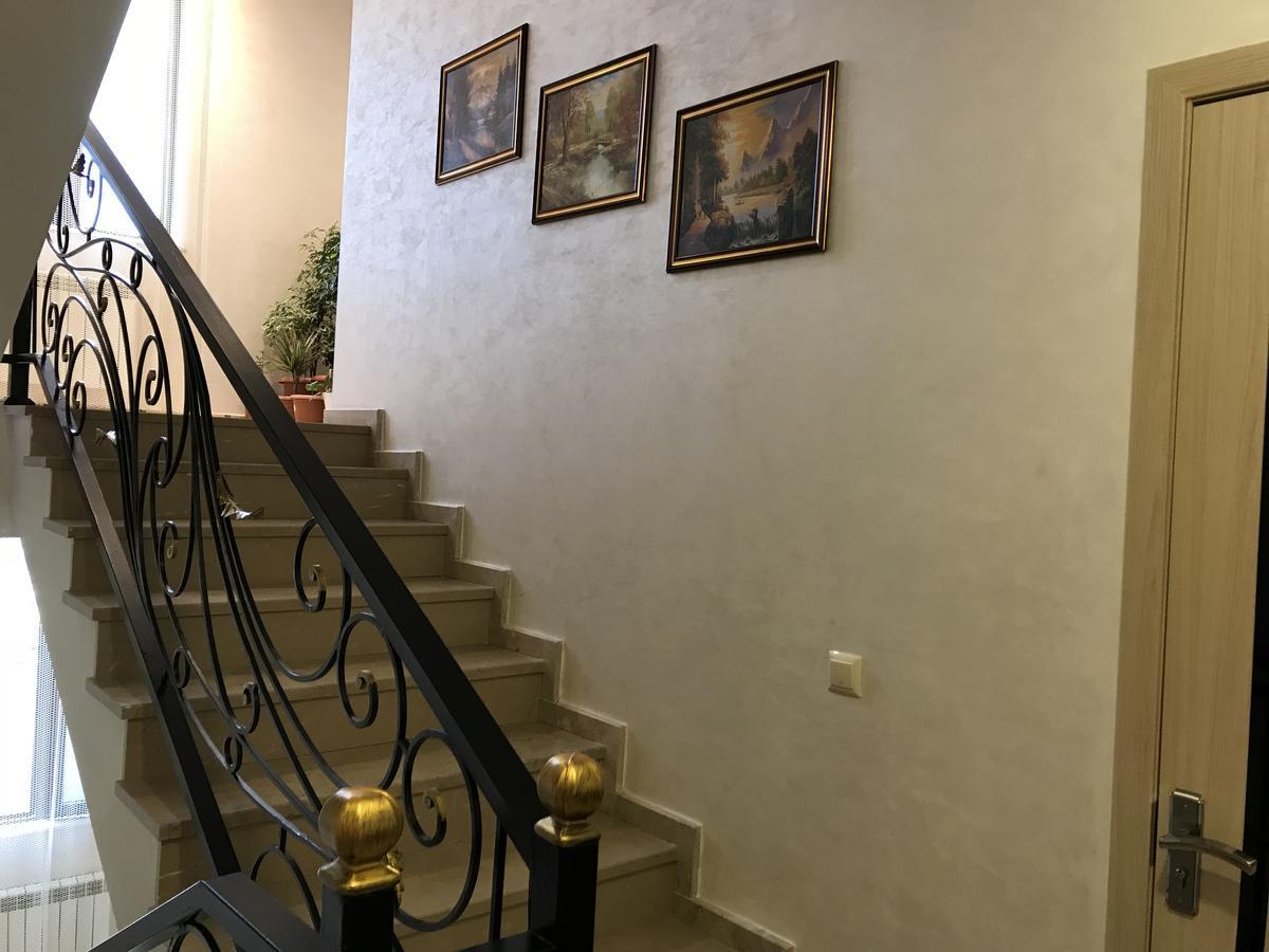 Villa Mariana Batumi Exterior foto